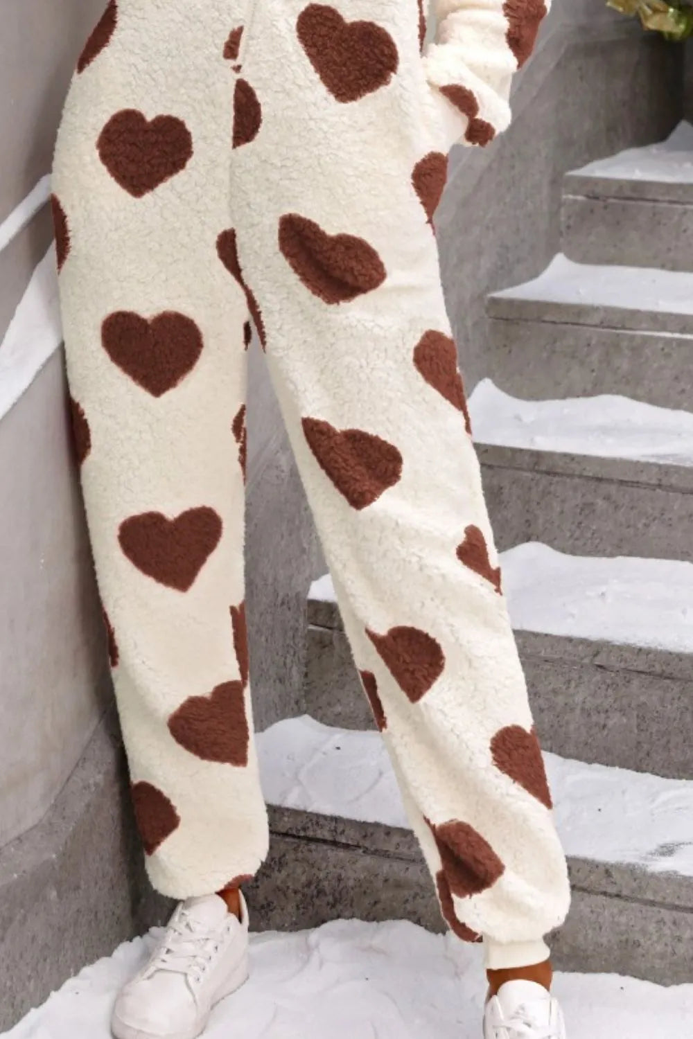 Pyjama peluche femme capuche zippée MONARK - ambiance cocooning